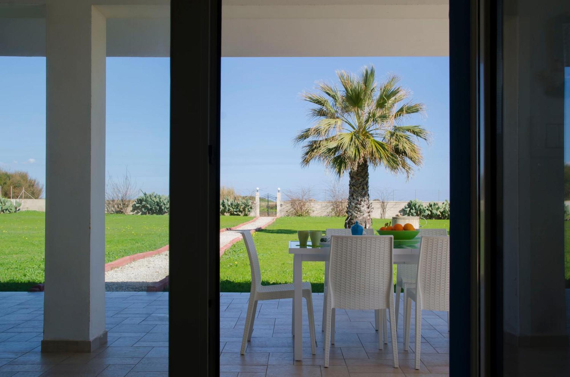 Villa Soleado, Marzamemi - Sea Front Villa Reitani Eksteriør bilde